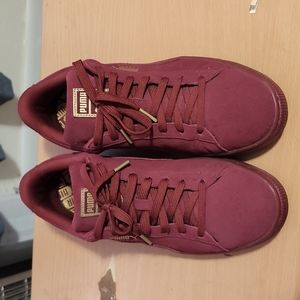 PUMA SUEDE CLASSIC SIZE 10